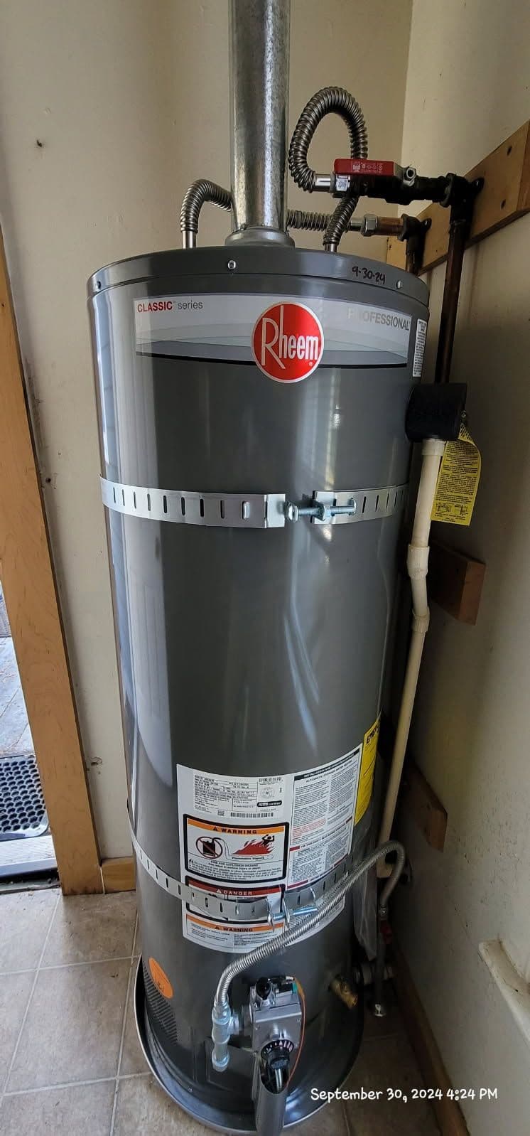 Installation of Rheem Classic Series Professional Water Heater