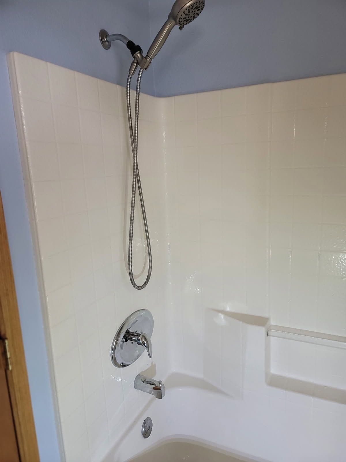 Gallery photos for Revitalize Your Shower with Expert Plumbing: Image #1